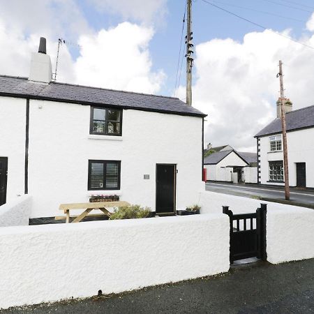 Menai Cottage Llanfairpwllgwyngyll Extérieur photo