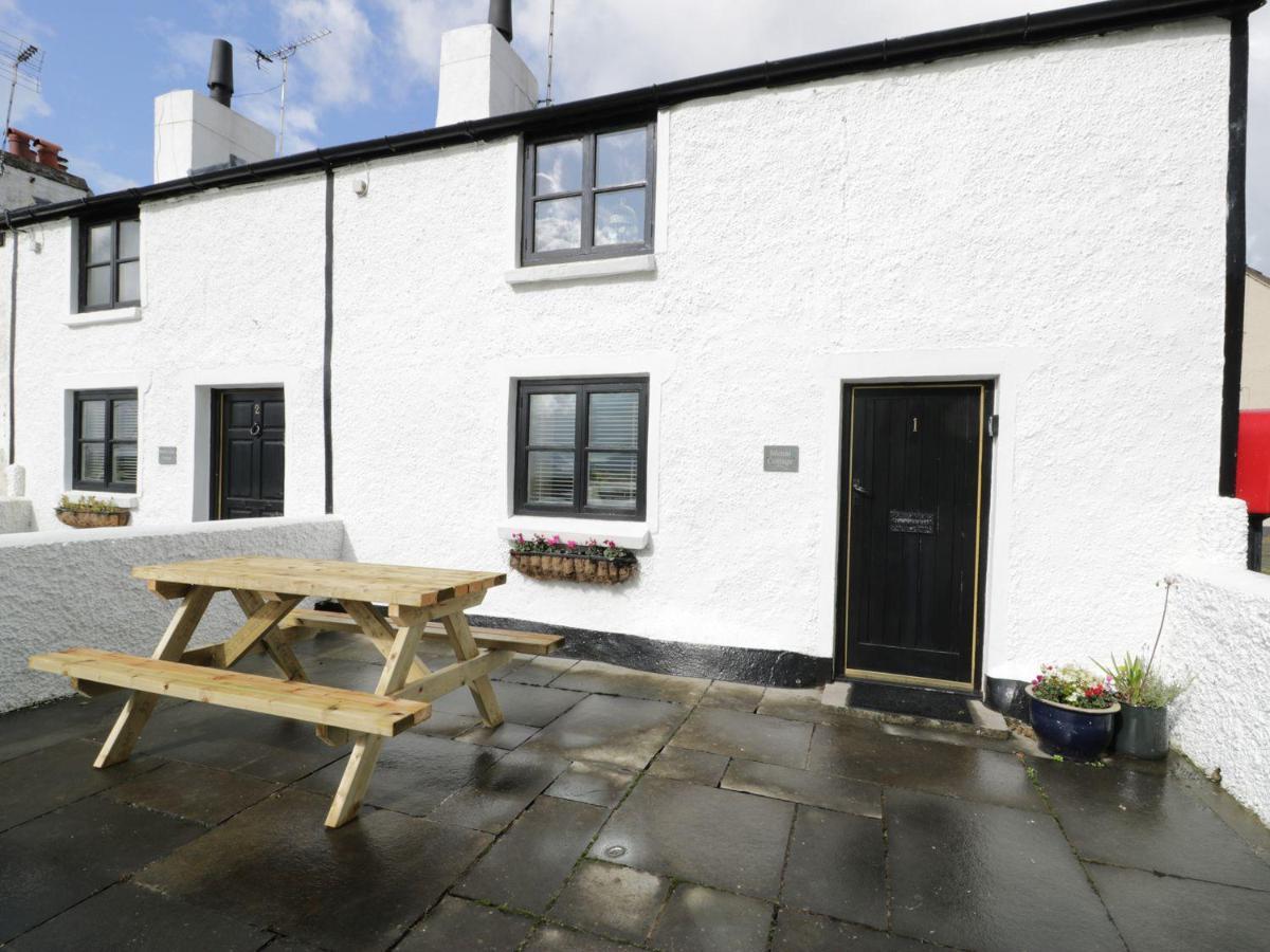 Menai Cottage Llanfairpwllgwyngyll Extérieur photo