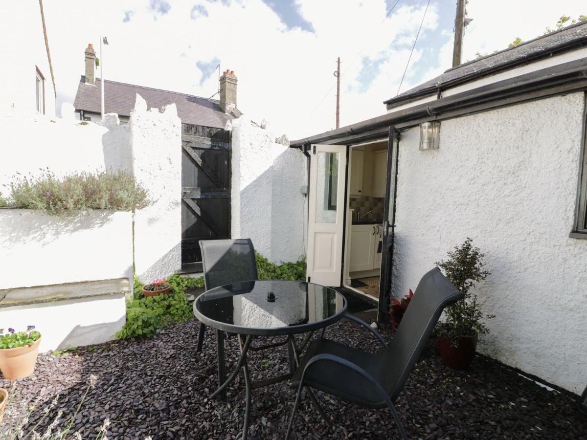 Menai Cottage Llanfairpwllgwyngyll Extérieur photo